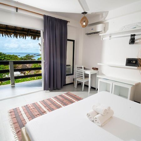 Blanco Beach Resort Malapascua Esterno foto