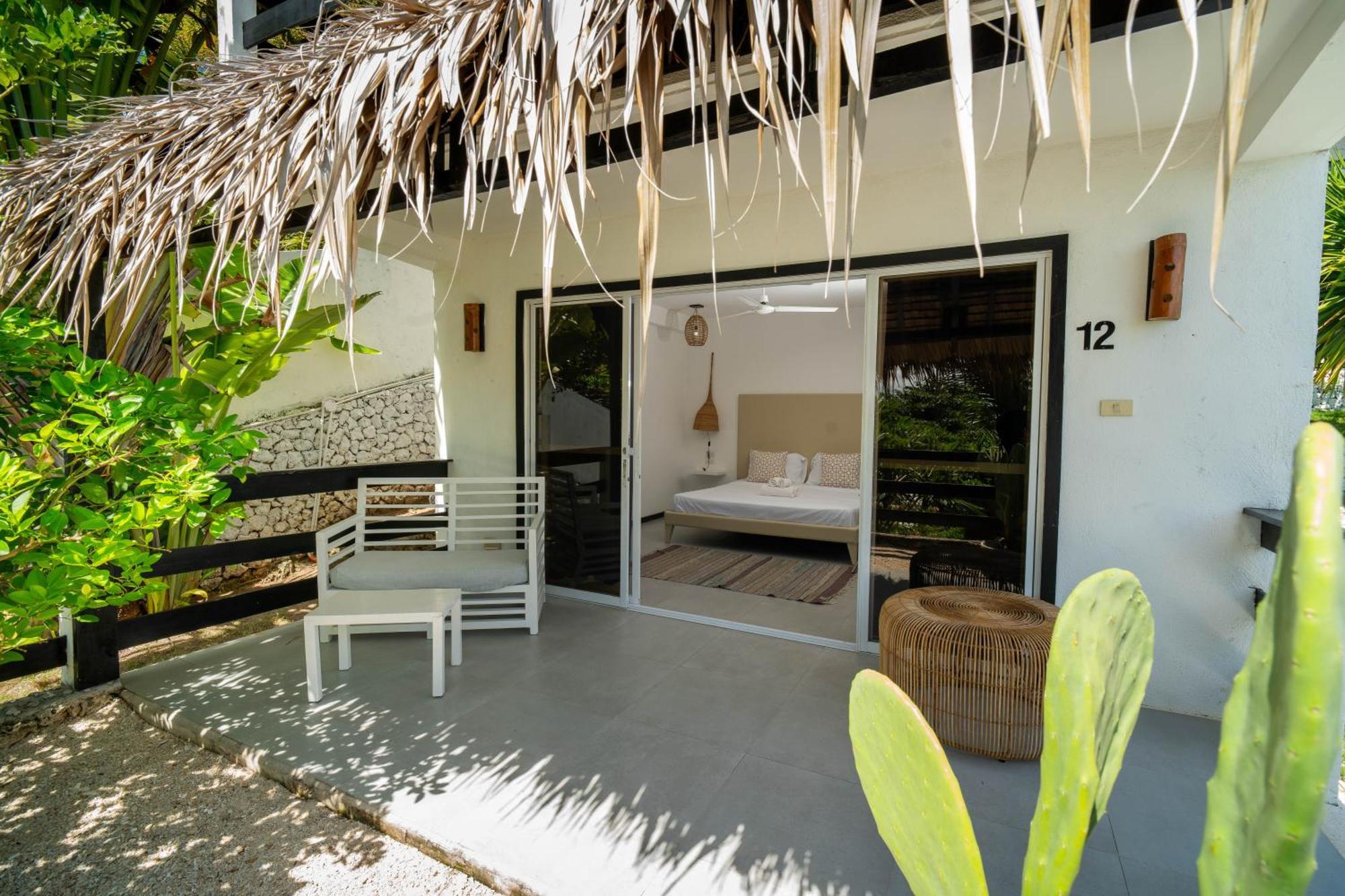 Blanco Beach Resort Malapascua Esterno foto