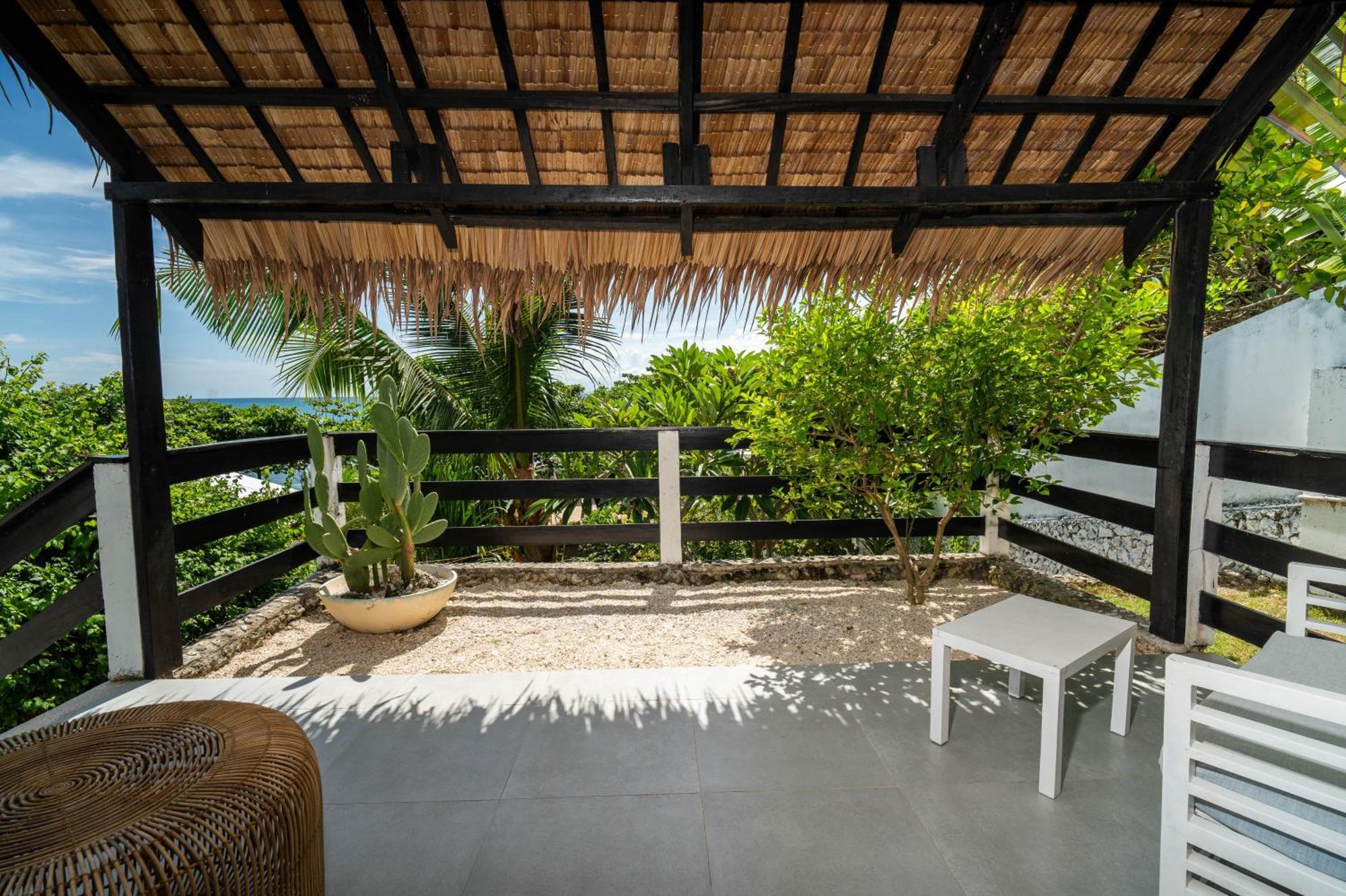 Blanco Beach Resort Malapascua Esterno foto